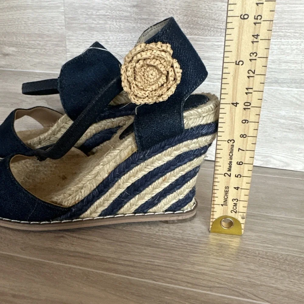 Newport News Espadrille Wedge Heels Crochet Flower Flirty Striped /New With Flaw
